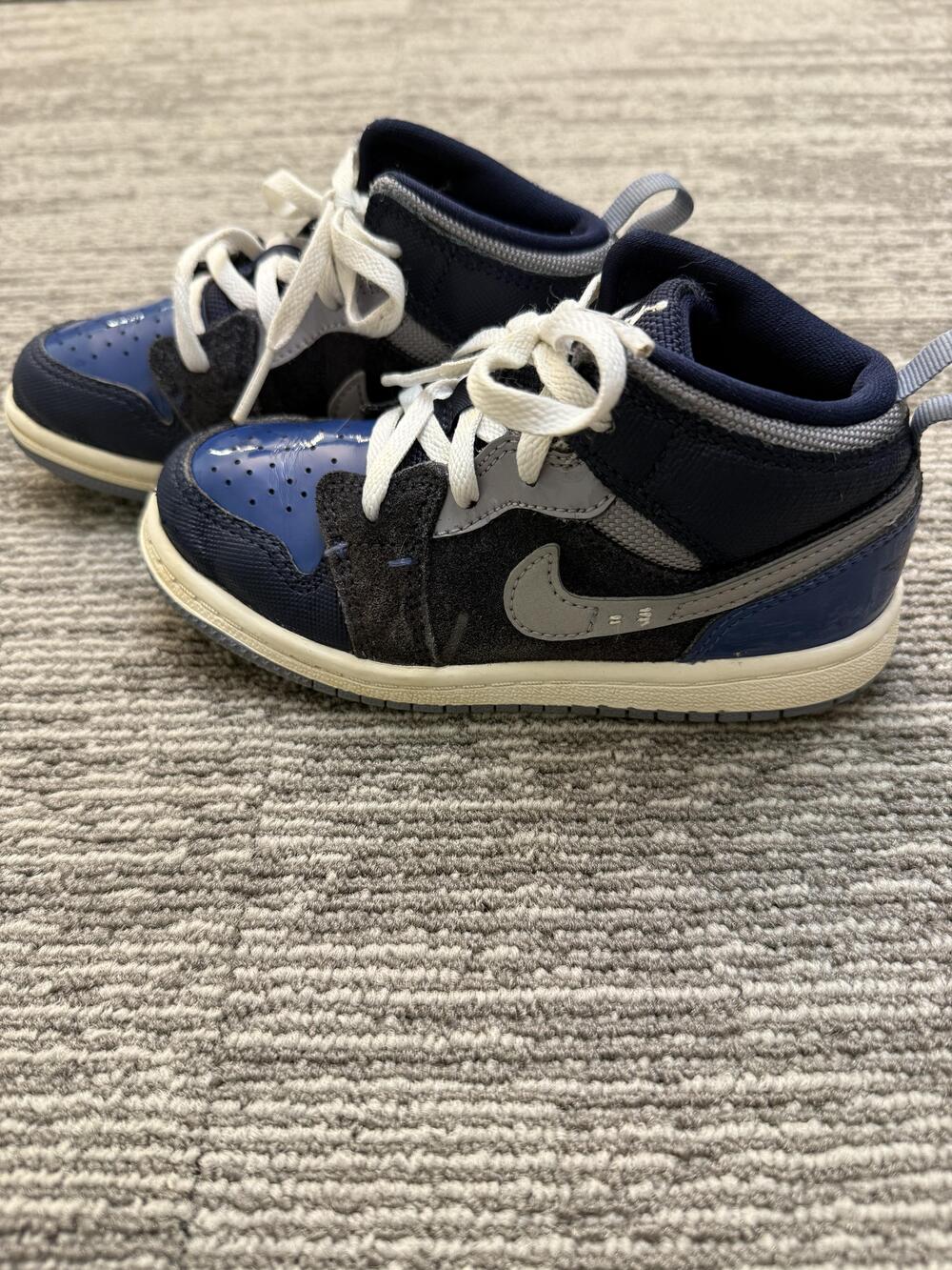 Air Jordan 1 Mid Shoes Youth Size 10C Blue Gray White DX2196-400 Retro Kids Nike